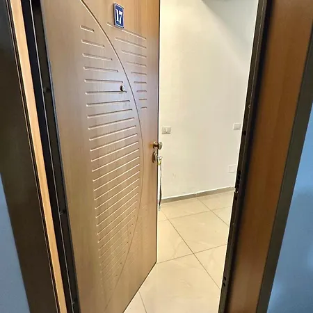 Fishta Q6 Dhoma Nr17 Velipojë
